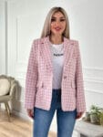 Oversized καρό σακάκι σε αποχρώσεις. Διαθέτει βάτες και σατέν φόδρα εσωτερικά. Υπέροχο ανοιξιάτικο επίσημο γυναικείο σακάκι σε αποχρώσεις.