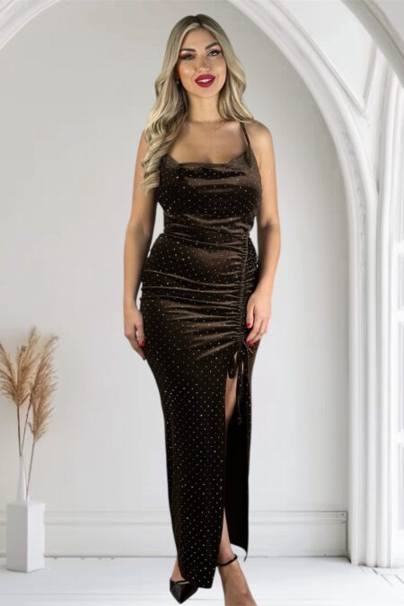 Μίντι βελούδινο φόρεμα με τρούκς και σκίσιμο στο πλάι σε καφέ ή μαύρο