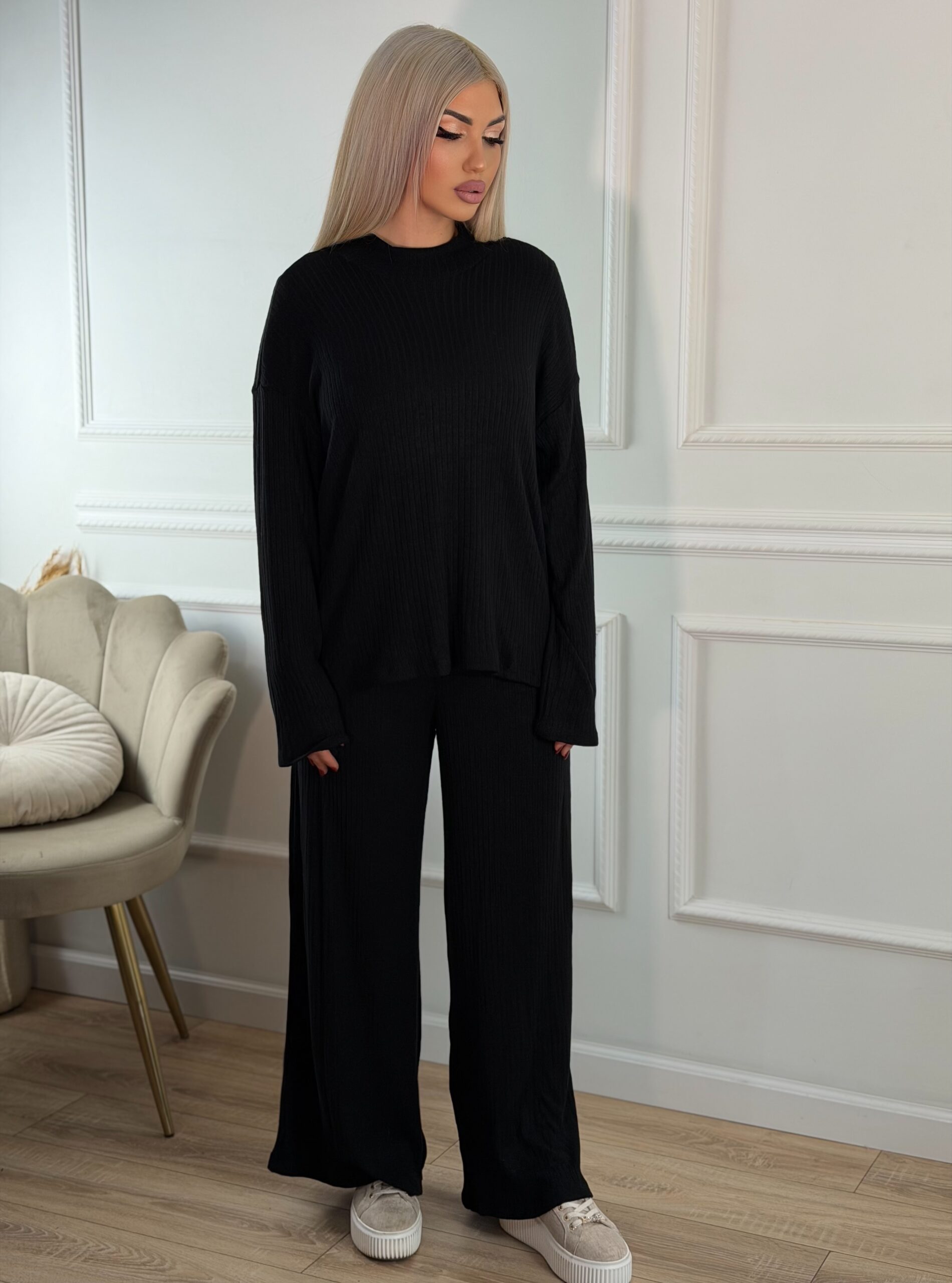 1DB5C29E-0027-4DF3-83E6-152E9BC778AA