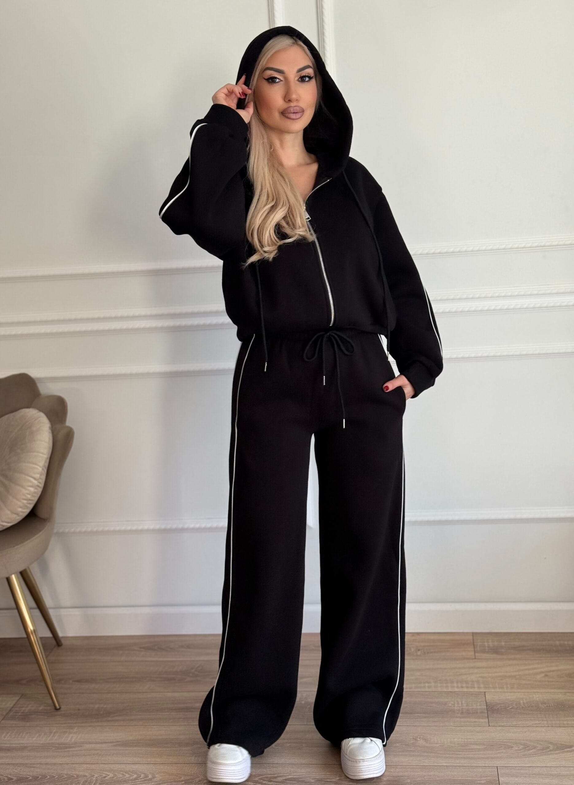 B3EF17AE-E2A8-44E2-8752-72C6BE89C2C9