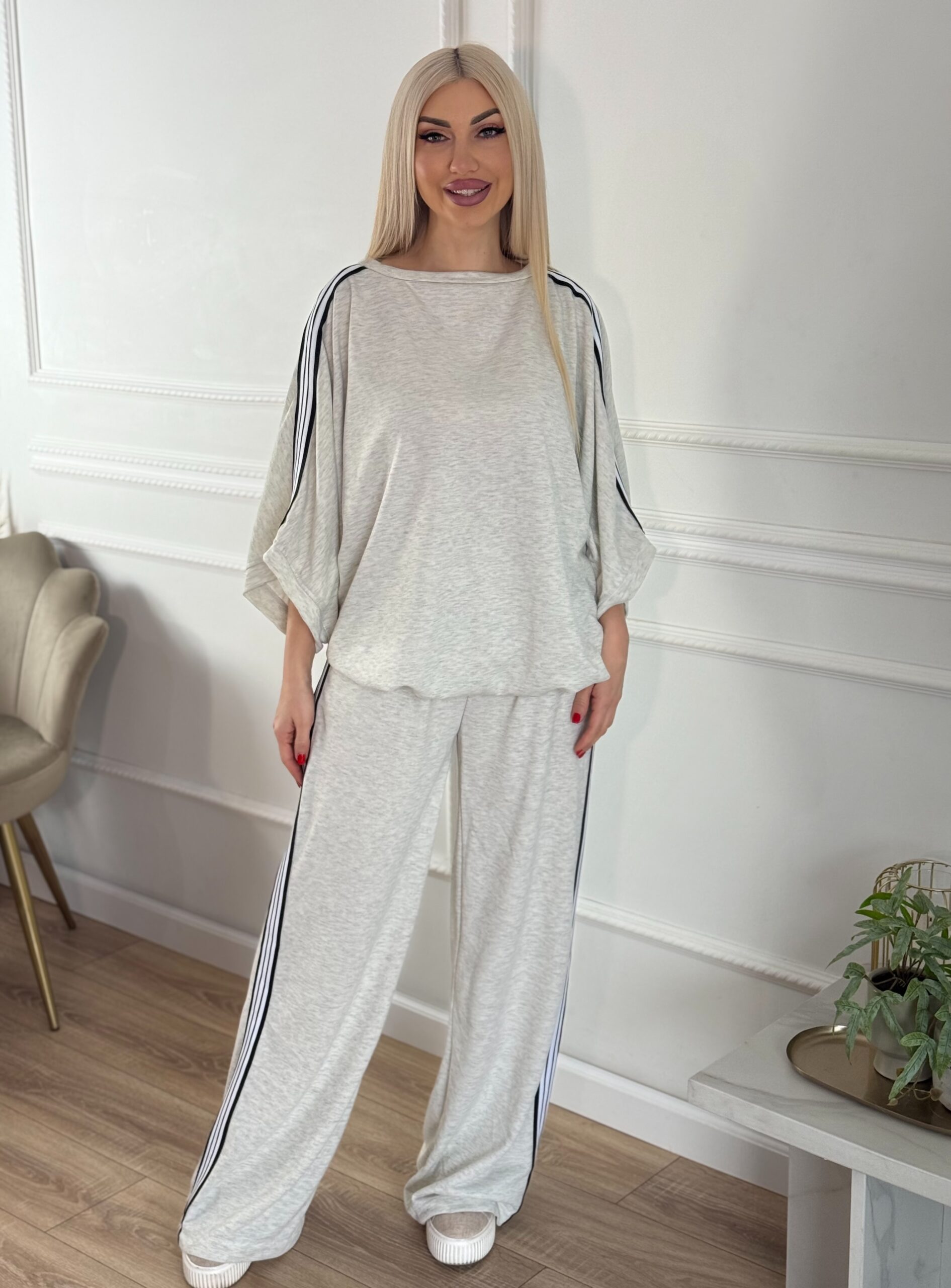 F051FF40-EE66-41A4-94EE-832A283F5B3E