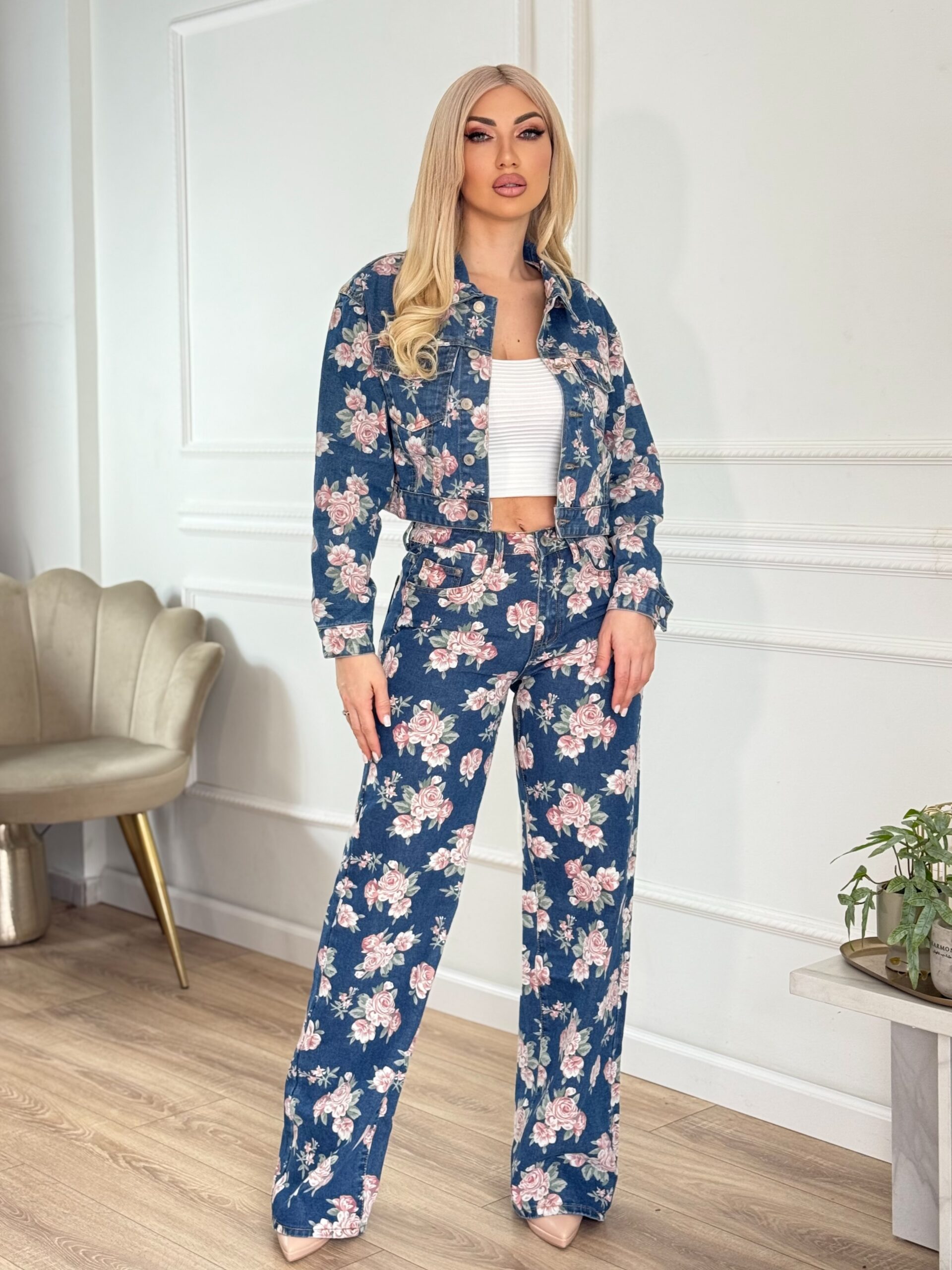 ED9B5BD1-F1A0-4705-8BBB-C4C74577657A