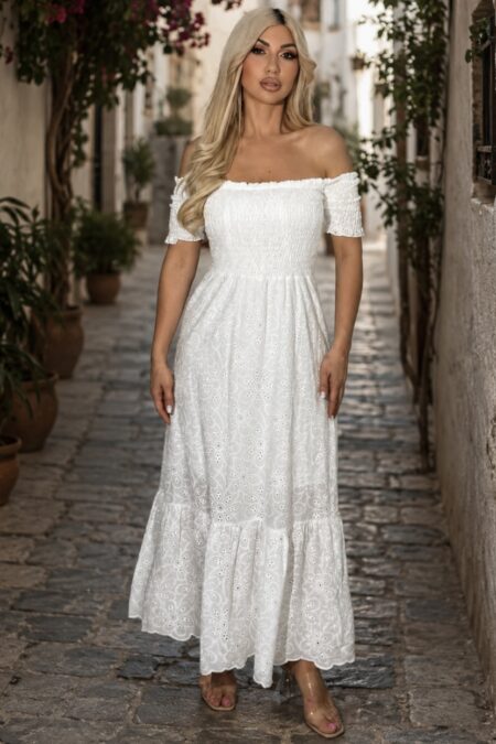 Λευκό δαντελένιο φόρεμα off shoulder με λάστιχο στο πάνω μέρος