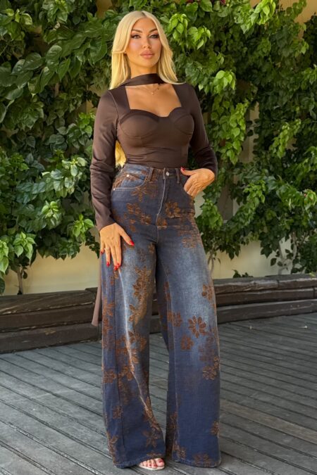 Floral jean παντελόνι με καφέ ανάγλυφα λουλούδια