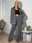 Oversized ριγέ σετ κουστούμι με ζώνη σε χρώματα